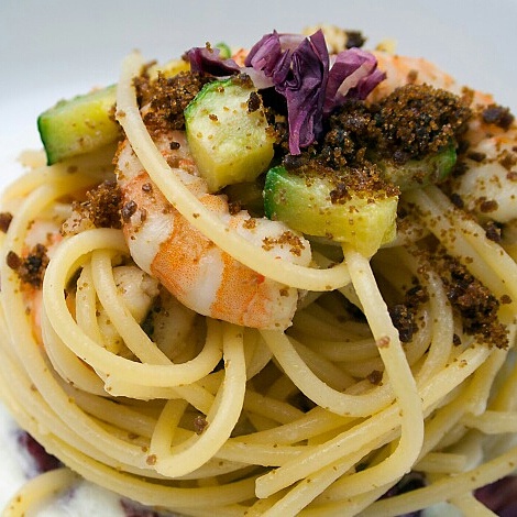 SPAGHETTI ZUCCHINE E GAMBERI